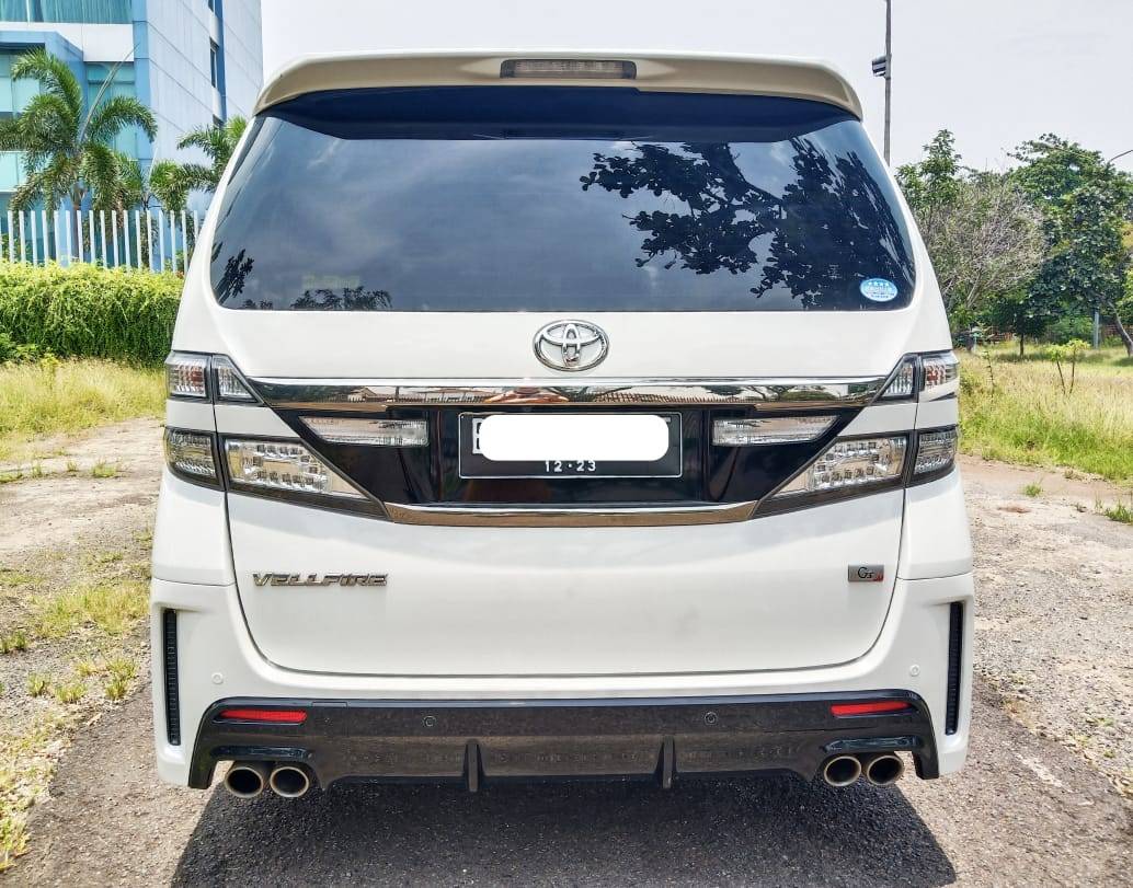 Old 2013 Toyota Vellfire 2.5 G A/T 2.5 G A/T