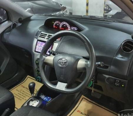 2013 Toyota Yaris E 1.5L AT E 1.5L AT tua