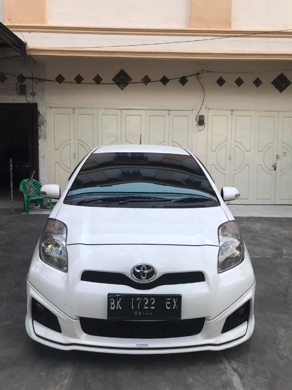 Used 2013 Toyota Yaris  S MT S MT for sale