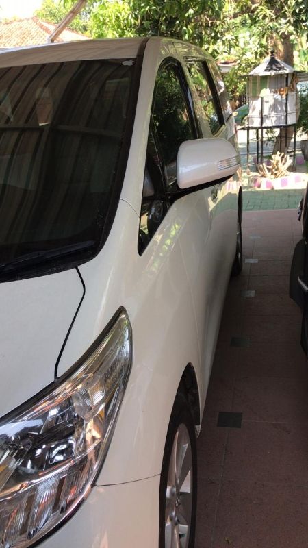 Old 2013 Toyota Alphard  2.4 AT 2.4 AT