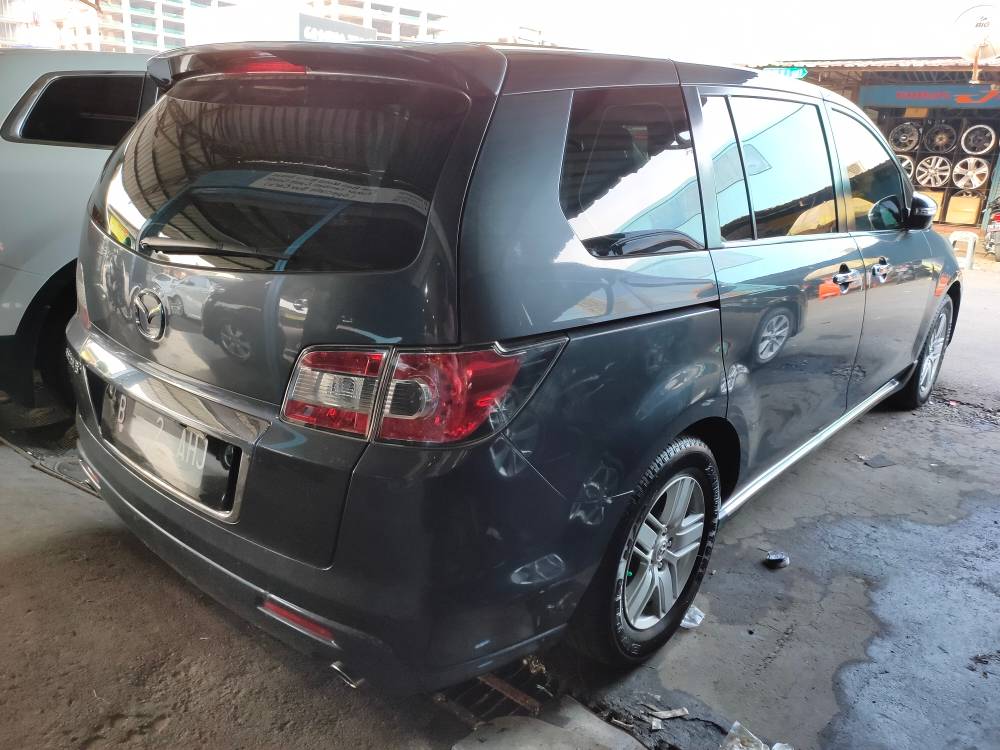 Old 2011 Mazda 8  2.3 L 2.3 L