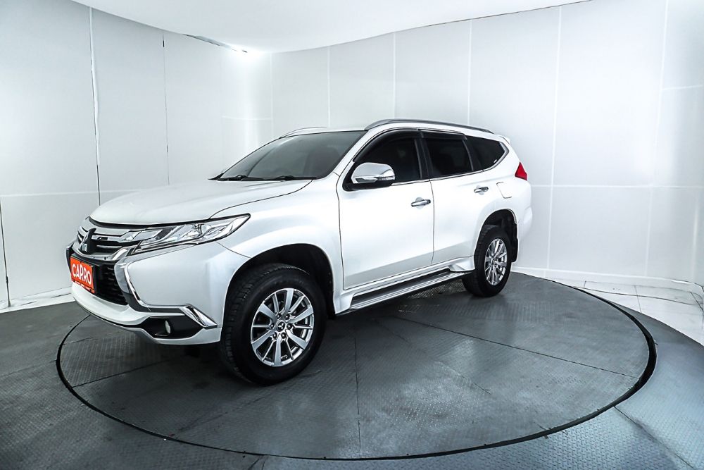 Old 2019 Mitsubishi Pajero Sport  Exceed 4x2 AT Exceed 4x2 AT