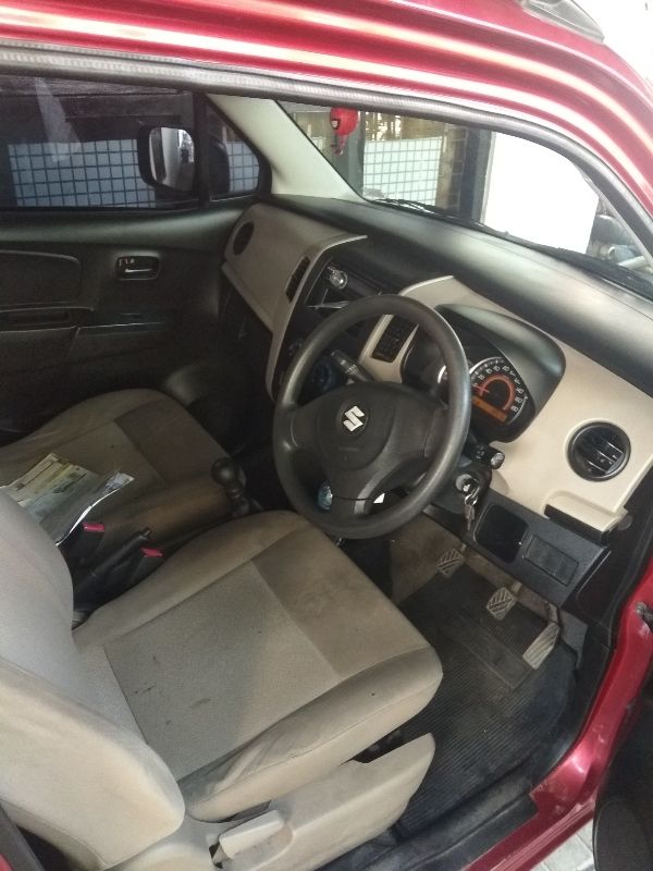 Dijual 2016 Suzuki Karimun Wagon R GL 4X2 MT GL 4X2 MT Bekas