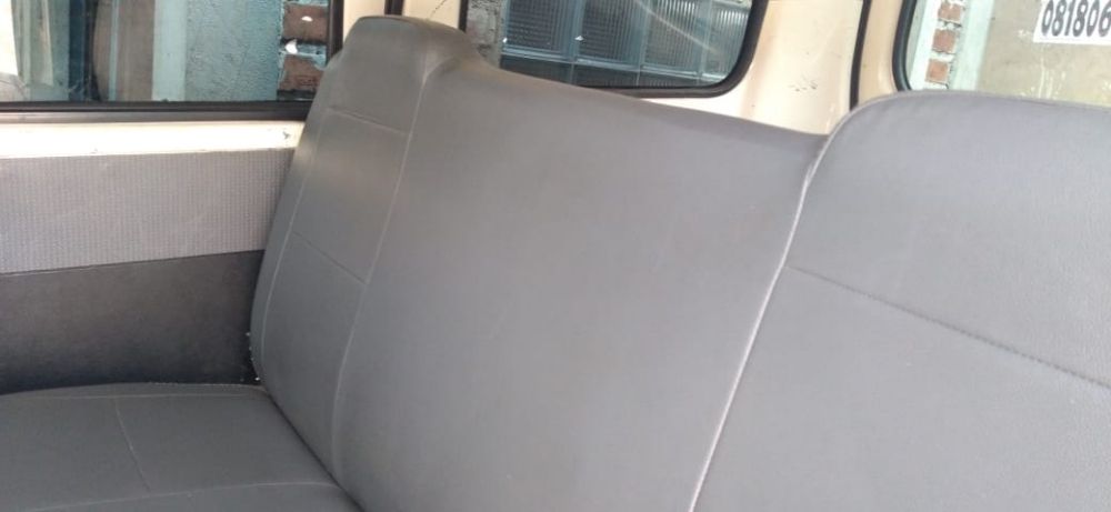 Dijual 2015 Daihatsu Gran Max MB Minibus 1.3L D Mini Bus MT Minibus 1.3L D Mini Bus MT Bekas