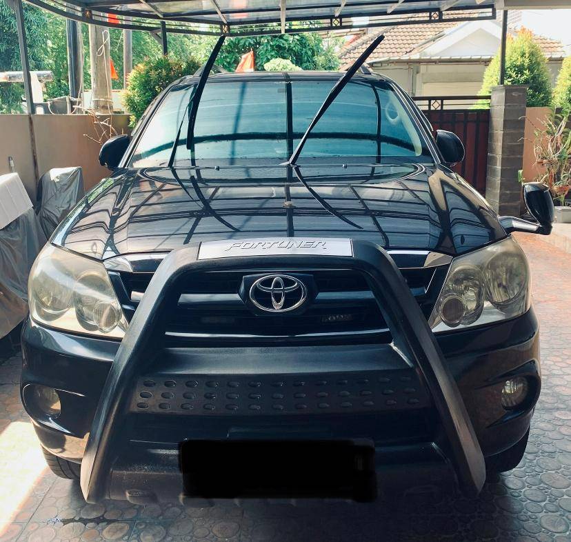 Second Hand 2005 Toyota Fortuner