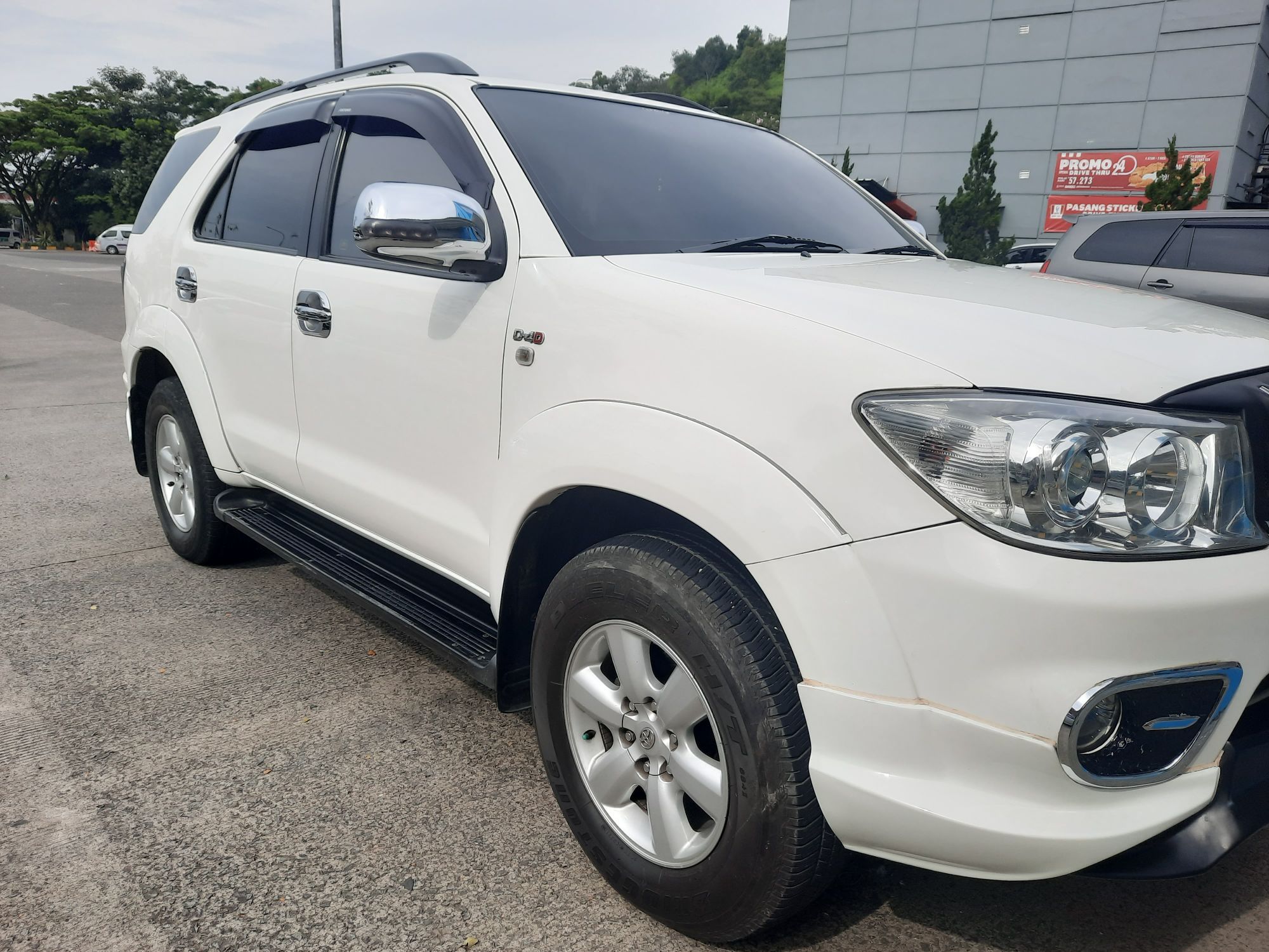 Used 2011 Toyota Fortuner 2.4 G MT 2.4 G MT for sale
