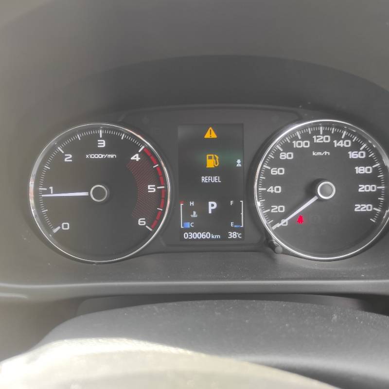 Dijual 2016 Mitsubishi Pajero Sport  Dakar 4x2 AT Dakar 4x2 AT Bekas