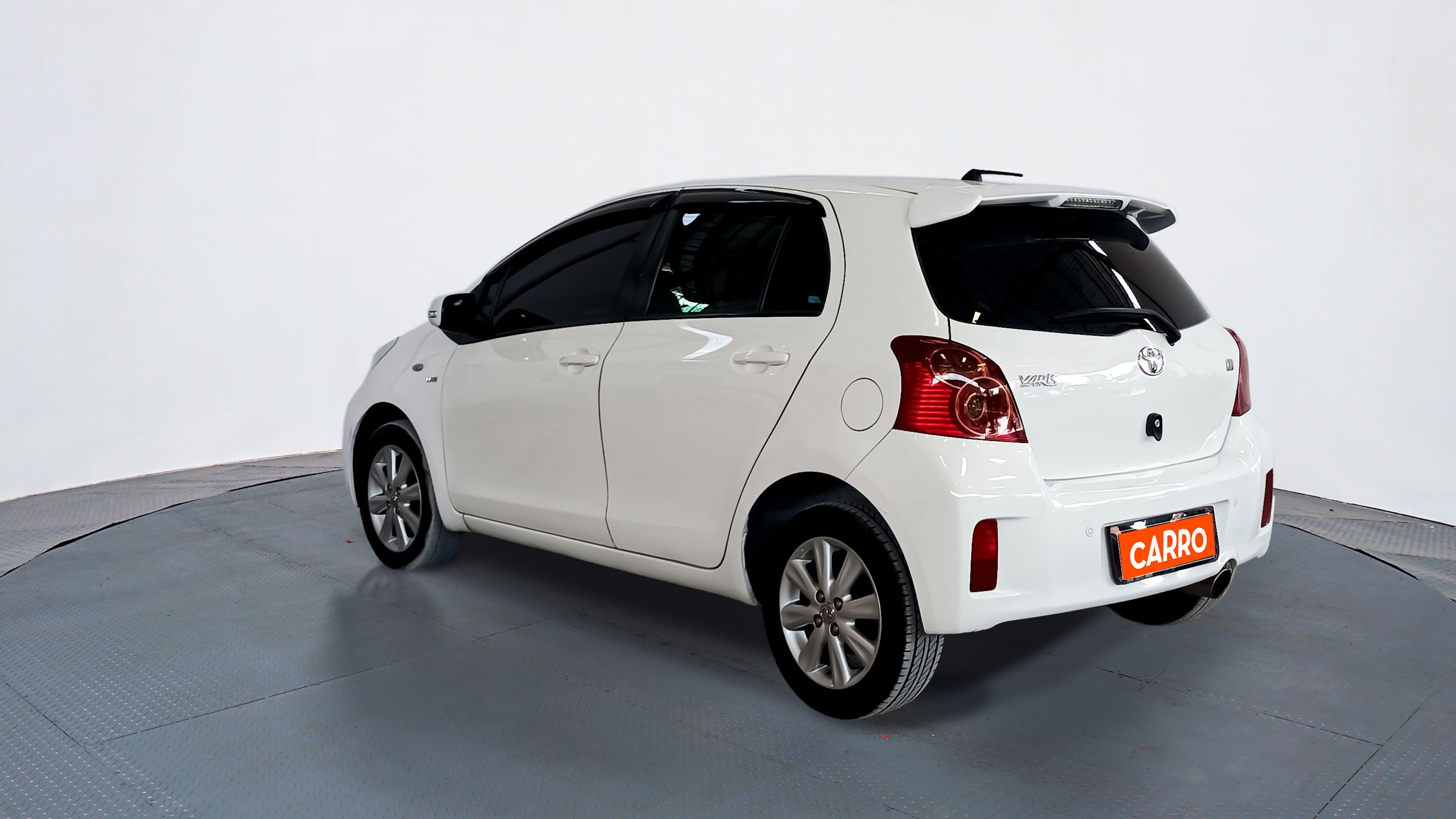 Dijual 2013 Toyota Yaris  J AT J AT Bekas