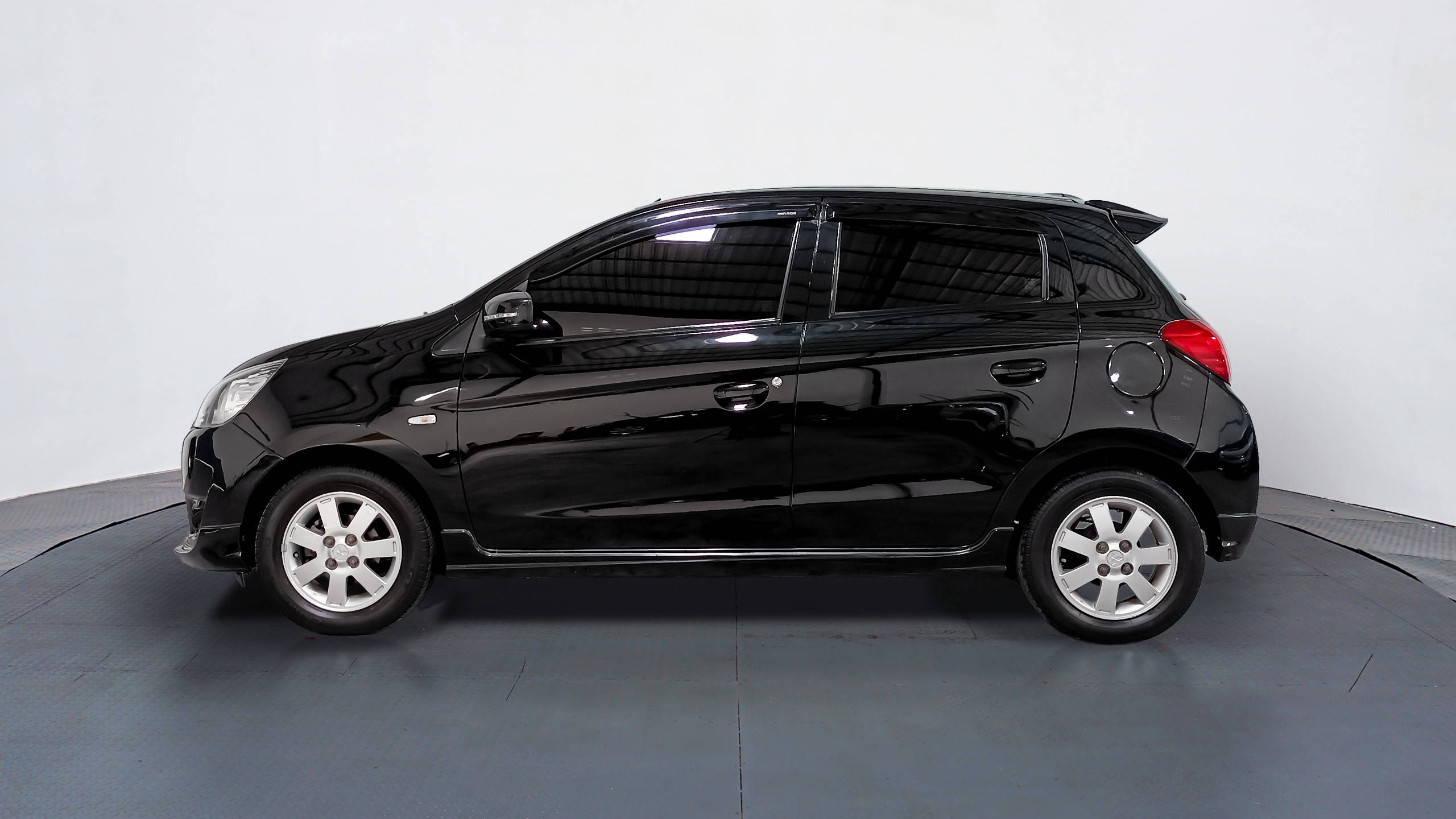 Old 2013 Mitsubishi Mirage  Exceed Exceed