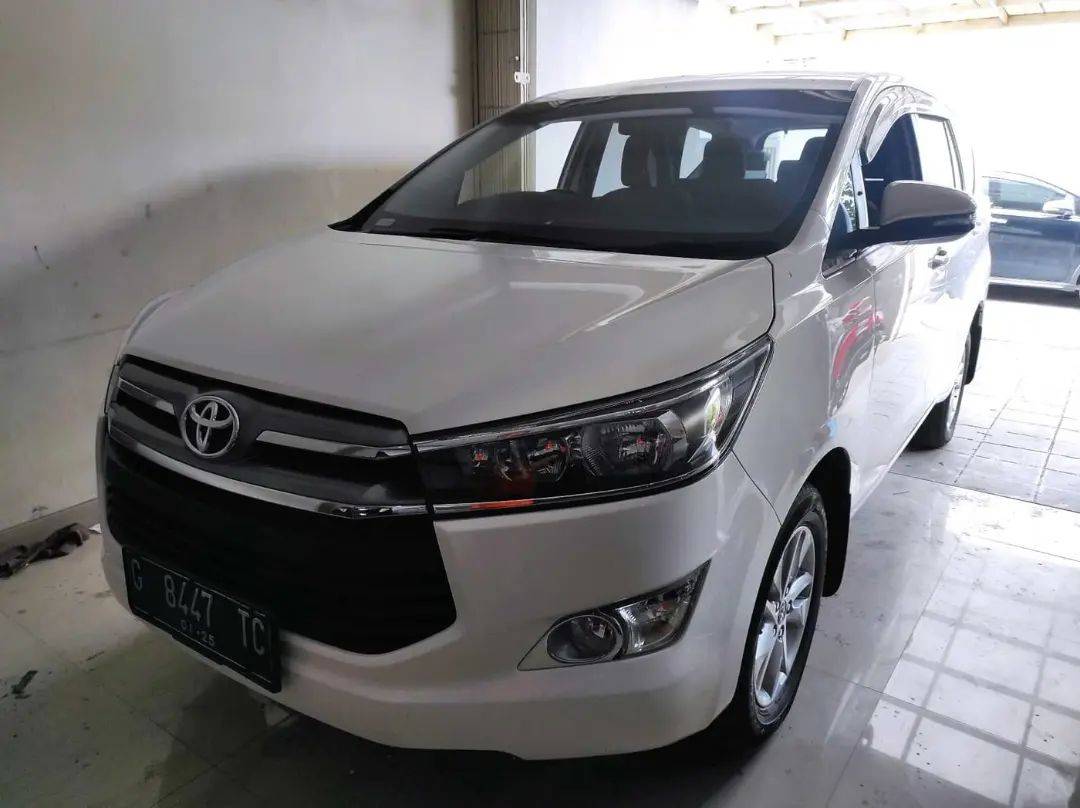 2019 Toyota Kijang Innova REBORN 2.4 G MT DIESEL LUX REBORN 2.4 G MT DIESEL LUX bekas