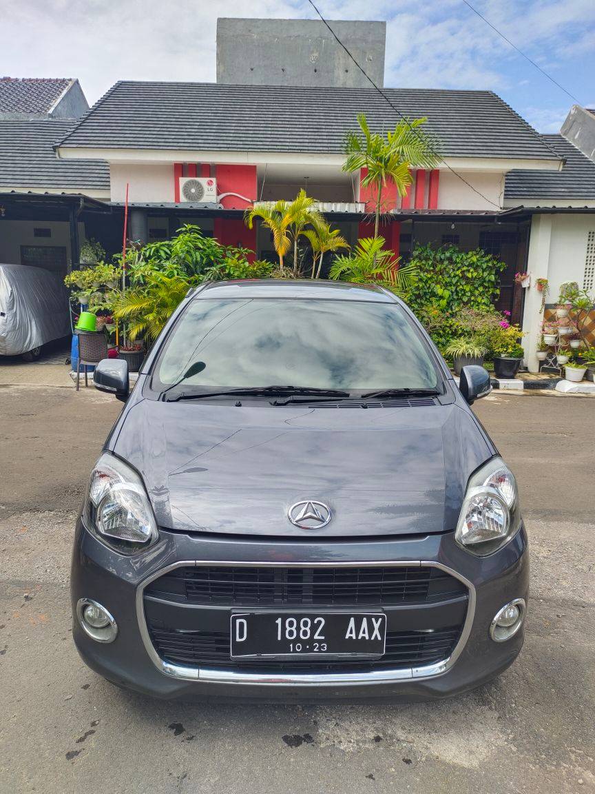 Old 2013 Daihatsu Ayla 1.0L X AT 1.0L X AT