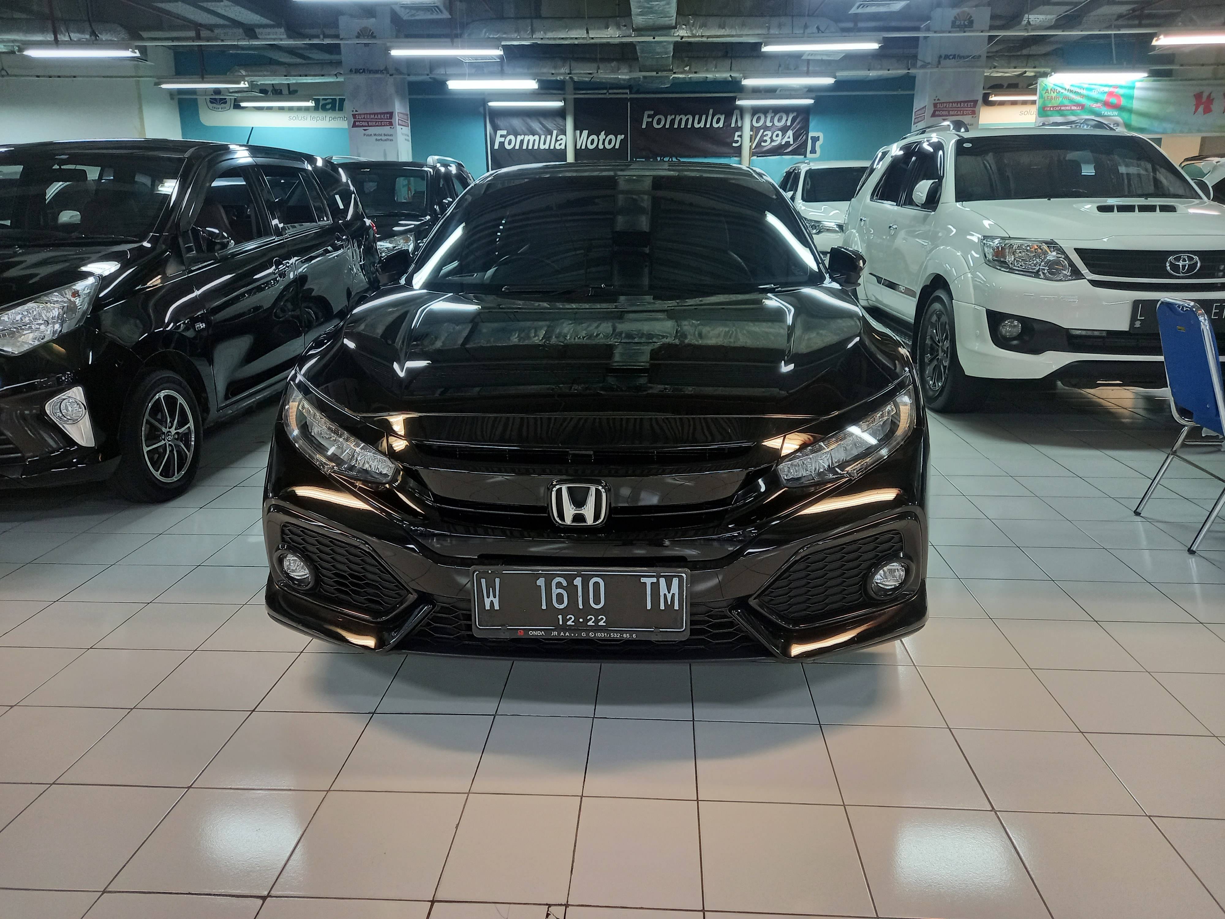 Honda Civic Hatchback Price in Karawang - Know Loan Simulations