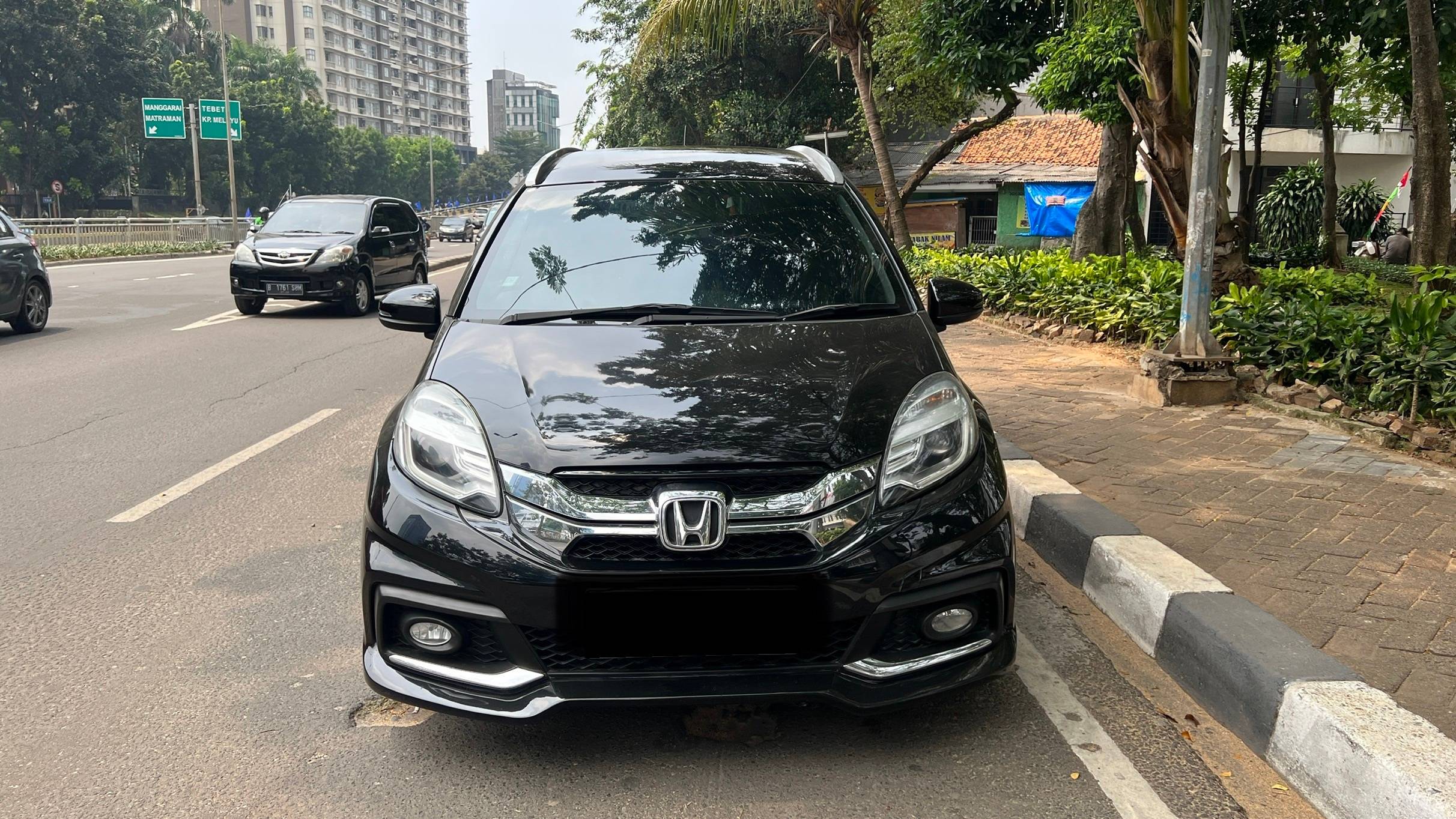 Beli mobil bekas