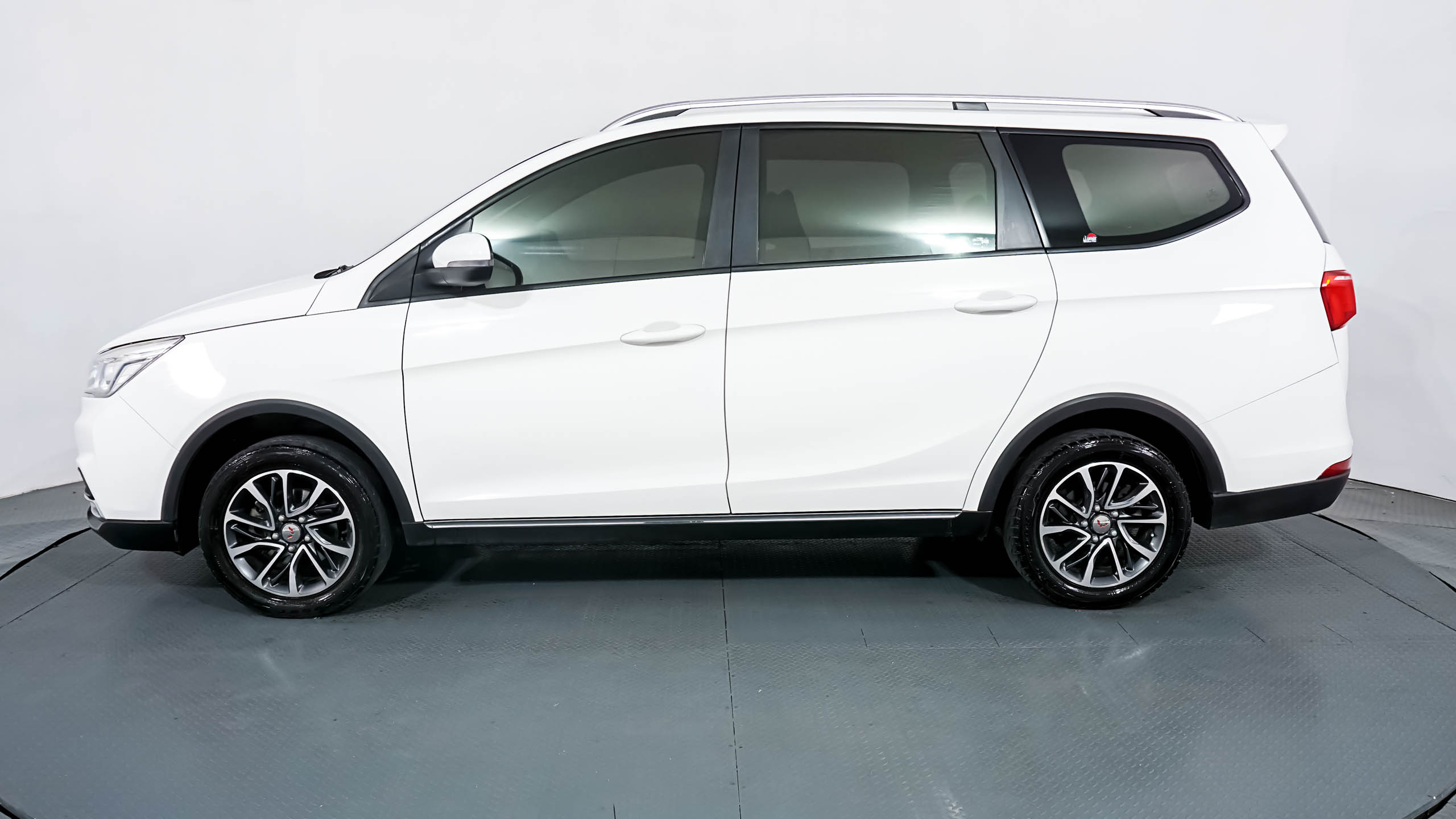 Old 2018 Wuling Cortez 1.8 C 1.8 C