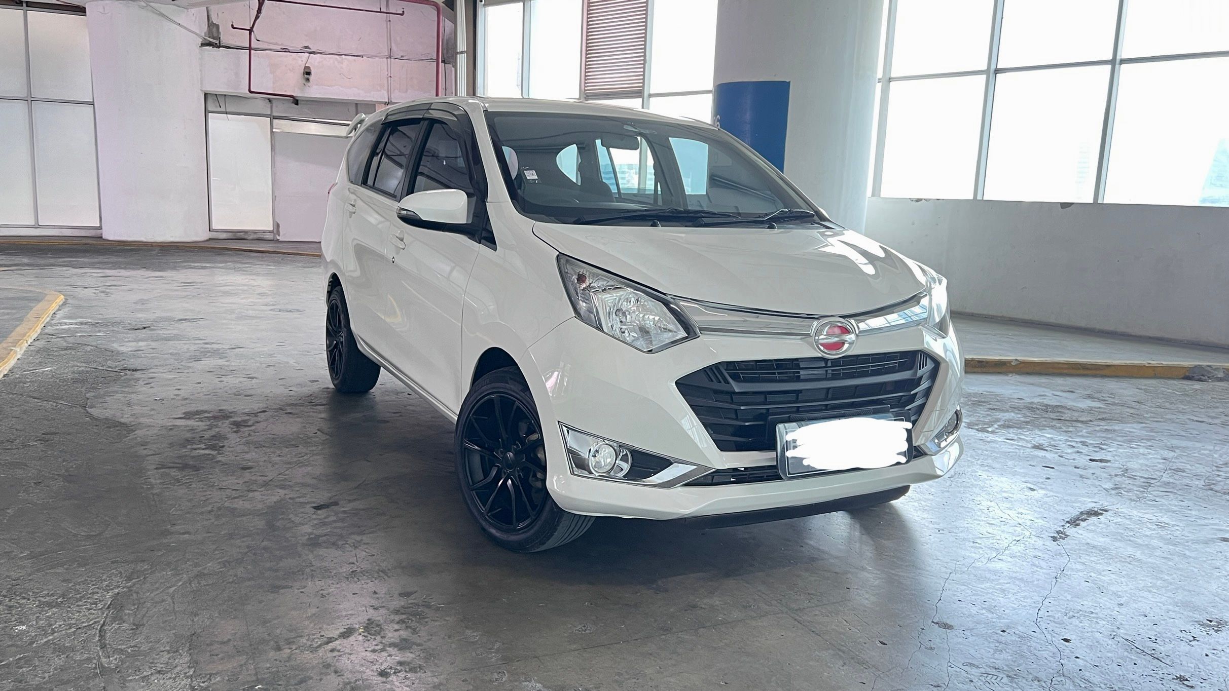 Used 2018 Daihatsu Sigra  1.2 R MT 1.2 R MT