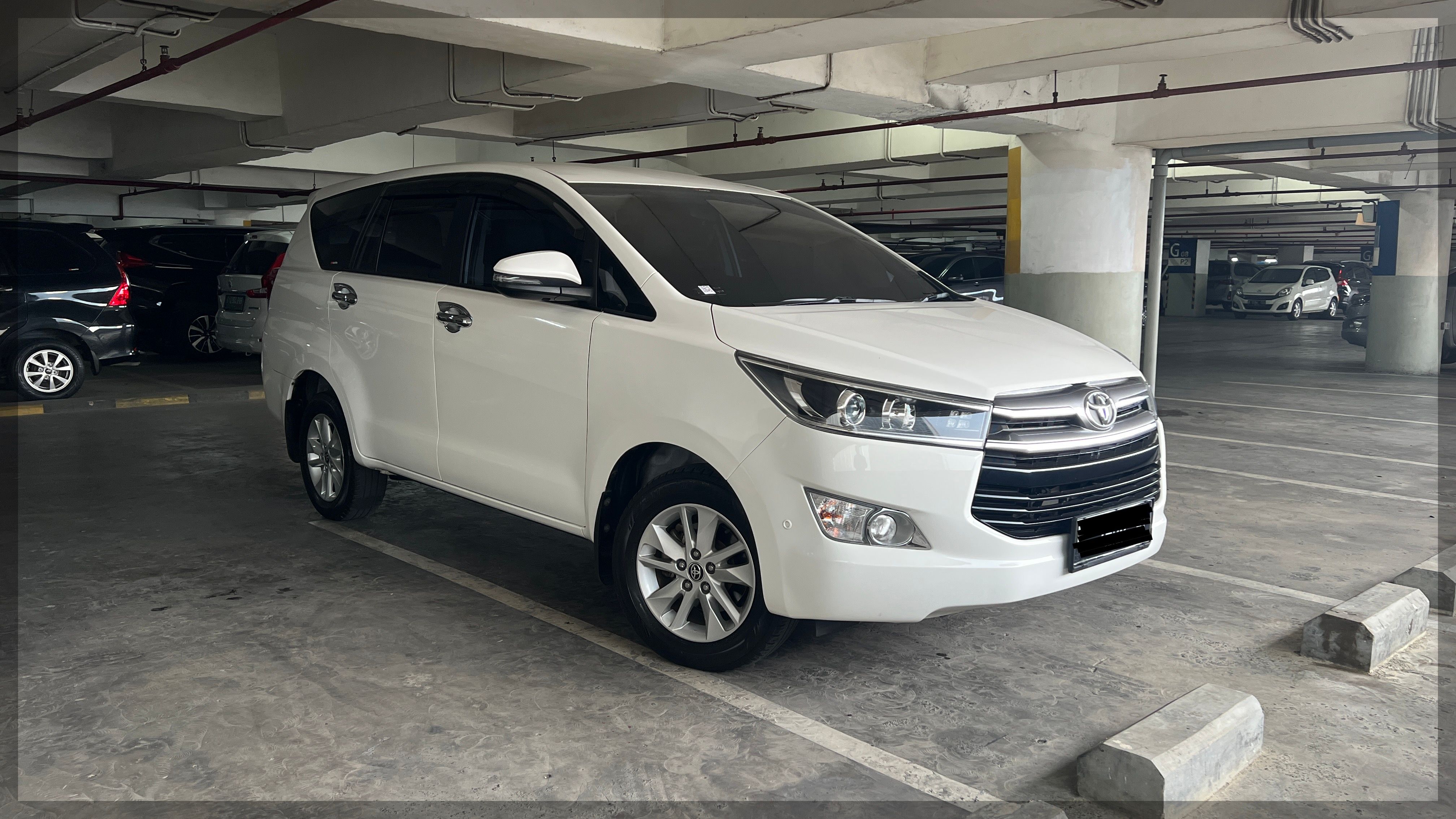2019 Toyota Kijang Innova REBORN 2.4 V AT DIESEL REBORN 2.4 V AT DIESEL bekas
