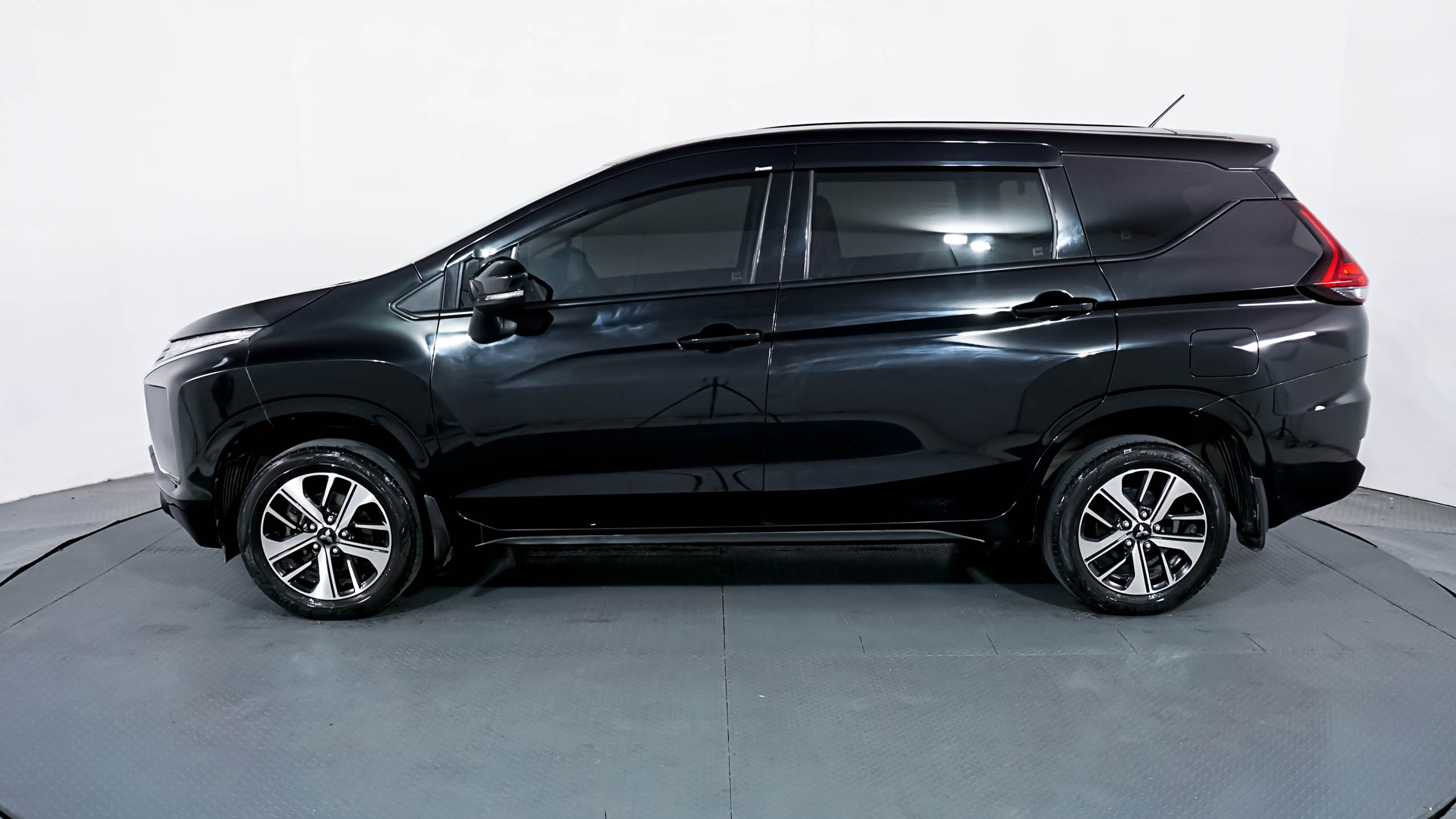 2019 Mitsubishi Xpander Exceed CVT Exceed CVT tua