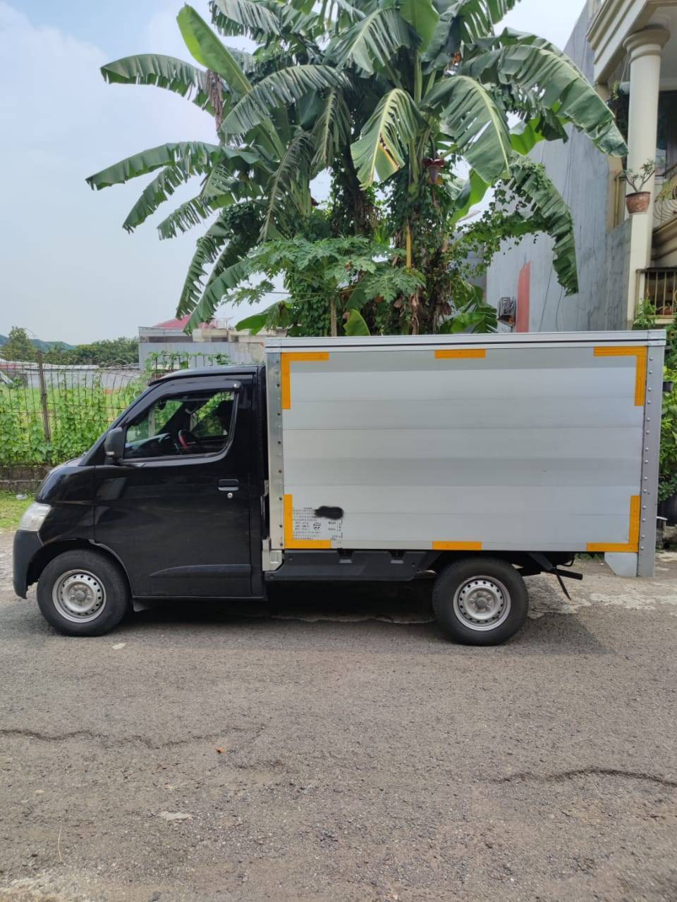 Used 2018 Daihatsu Gran Max PU Standar PS AC 1.5 BOX Standar PS AC 1.5 BOX for sale