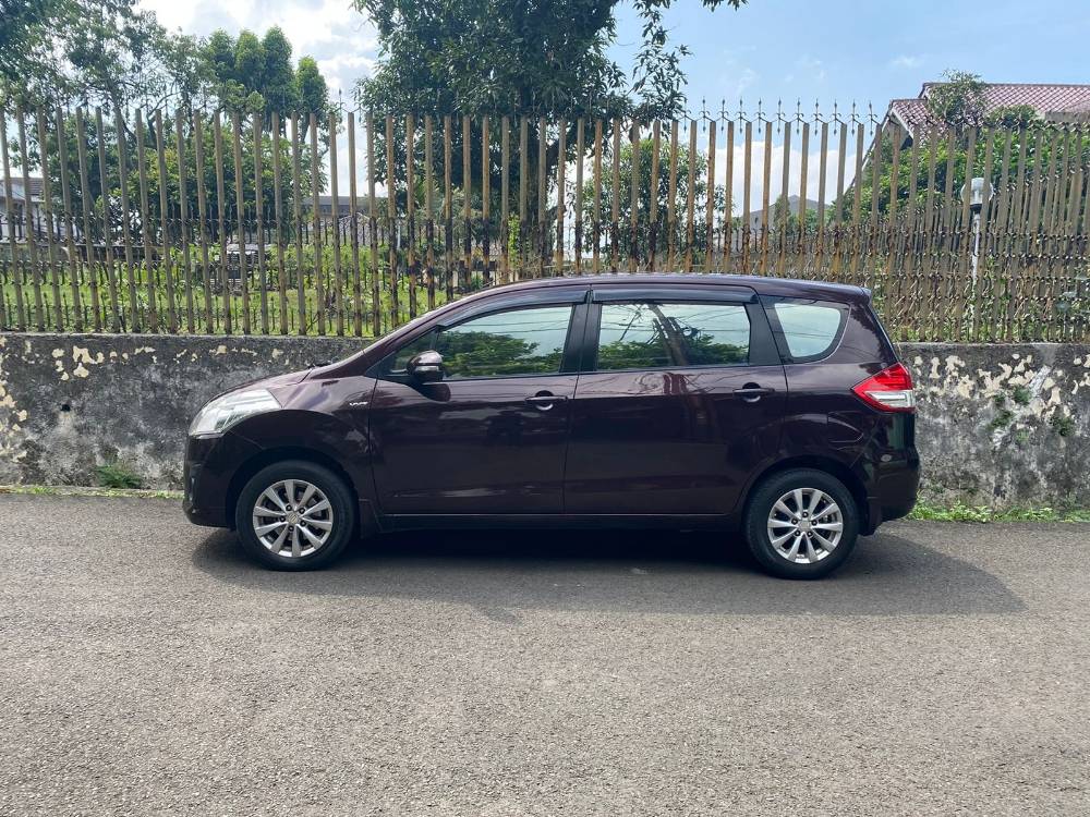 Dijual 2015 Suzuki Ertiga GL 1.4L MT GL 1.4L MT Bekas