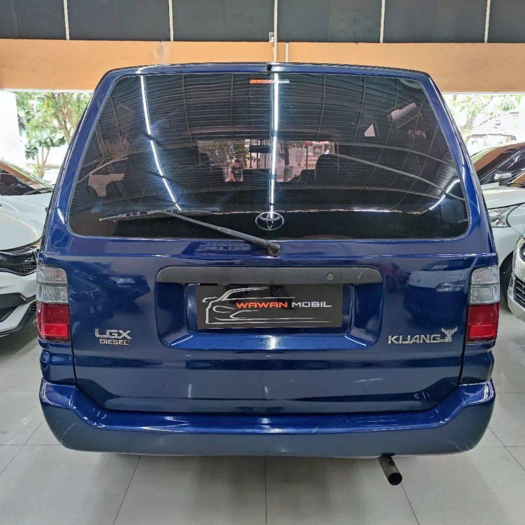 Dijual 2001 Toyota Kijang  2.4L Diesel LGX 2.4L Diesel LGX Bekas