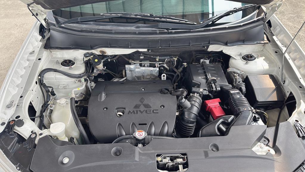 2017 Mitsubishi Outlander Sport 2017 Mitsubishi Outlander Sport