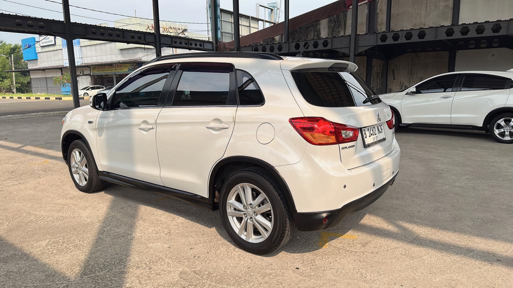 2017 Mitsubishi Outlander Sport 2017 Mitsubishi Outlander Sport