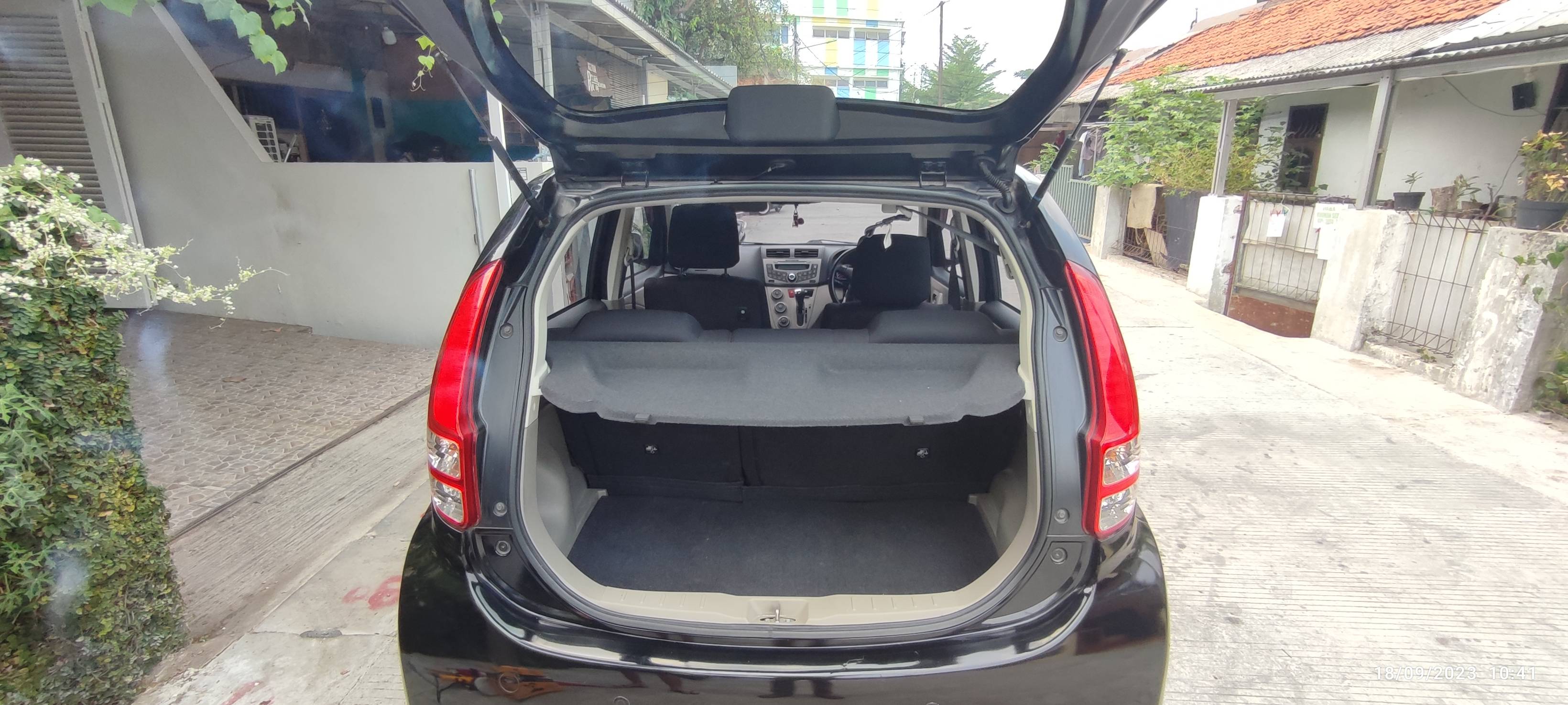 2014 Daihatsu Sirion 2014 Daihatsu Sirion