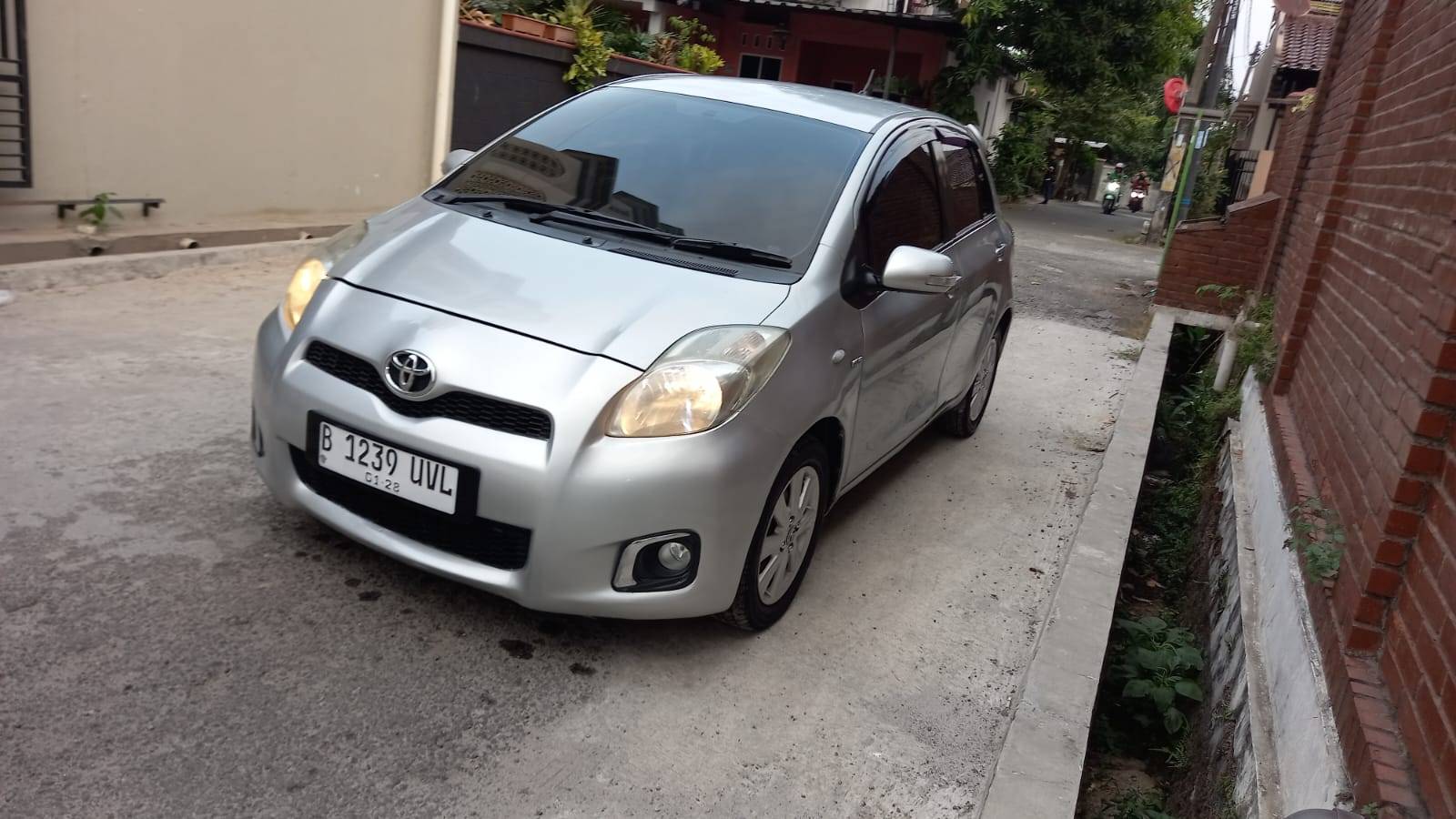 2012 Toyota Yaris 2012 Toyota Yaris