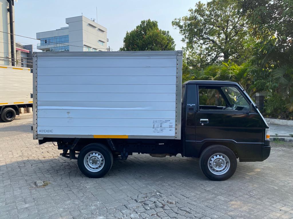 2018 Mitsubishi L300 2018 Mitsubishi L300