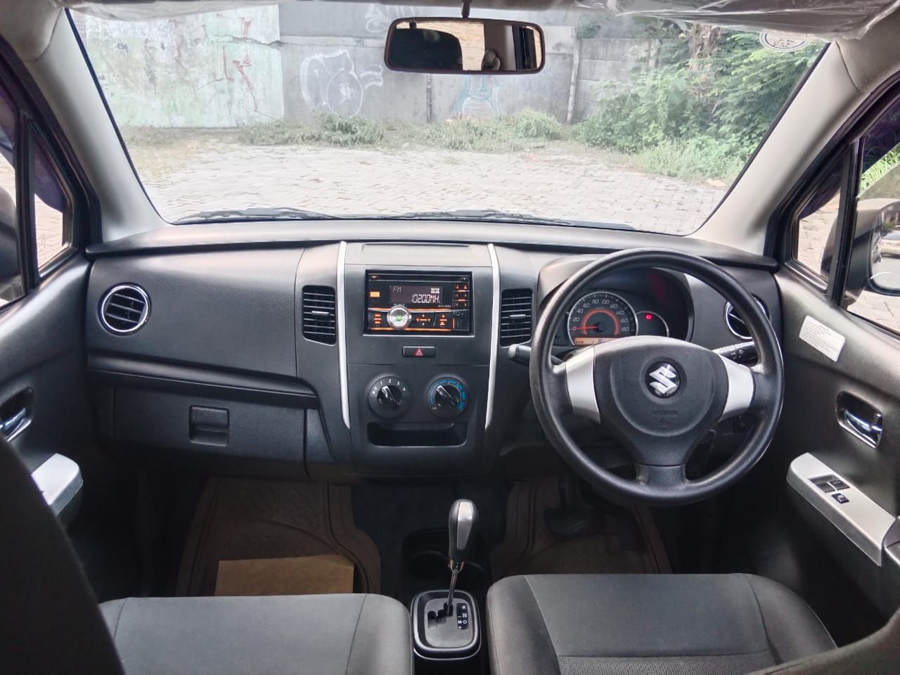 2015 Suzuki Karimun Wagon R GS 2015 Suzuki Karimun Wagon R GS