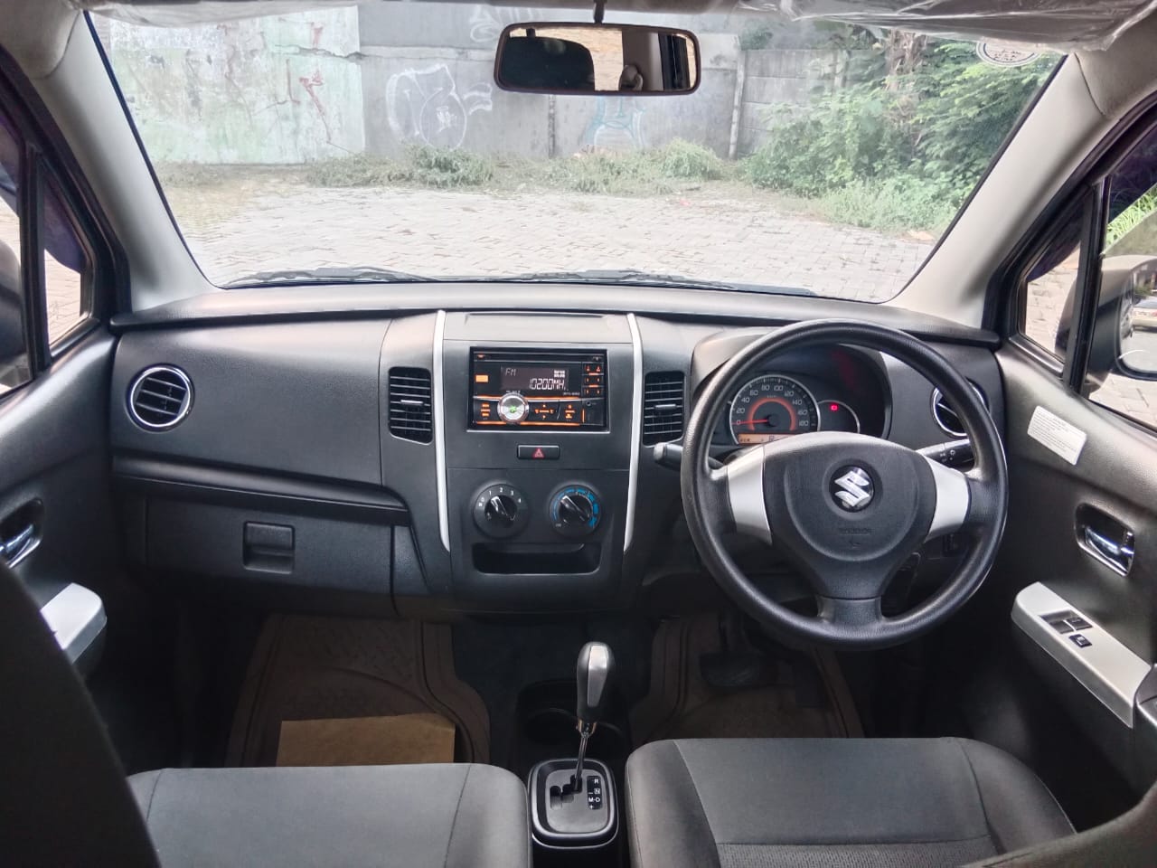 2015 Suzuki Karimun Wagon R GS 2015 Suzuki Karimun Wagon R GS