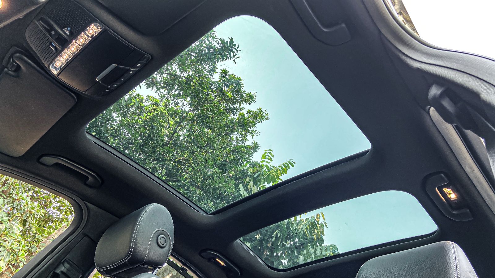 2016 Mercedes Benz C-Class Sedan 2016 Mercedes Benz C-Class Sedan