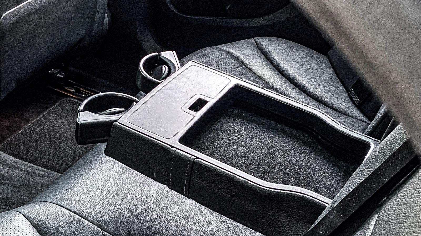 2016 Mercedes Benz C-Class Sedan 2016 Mercedes Benz C-Class Sedan