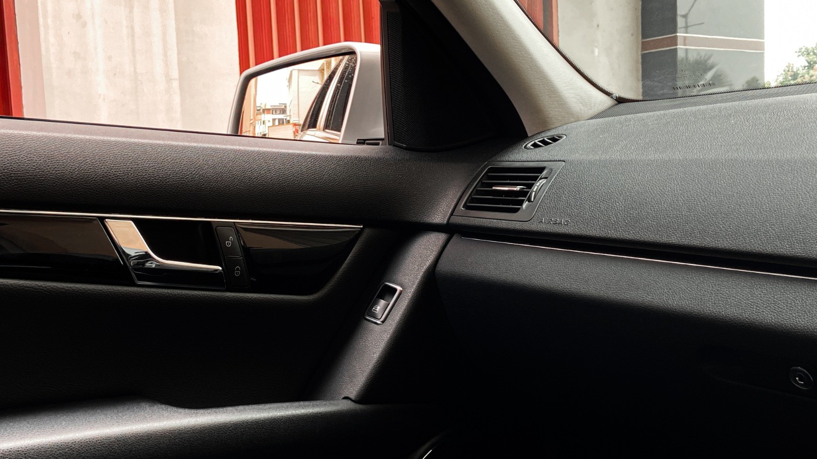 2011 Mercedes Benz C-Class Sedan 2011 Mercedes Benz C-Class Sedan