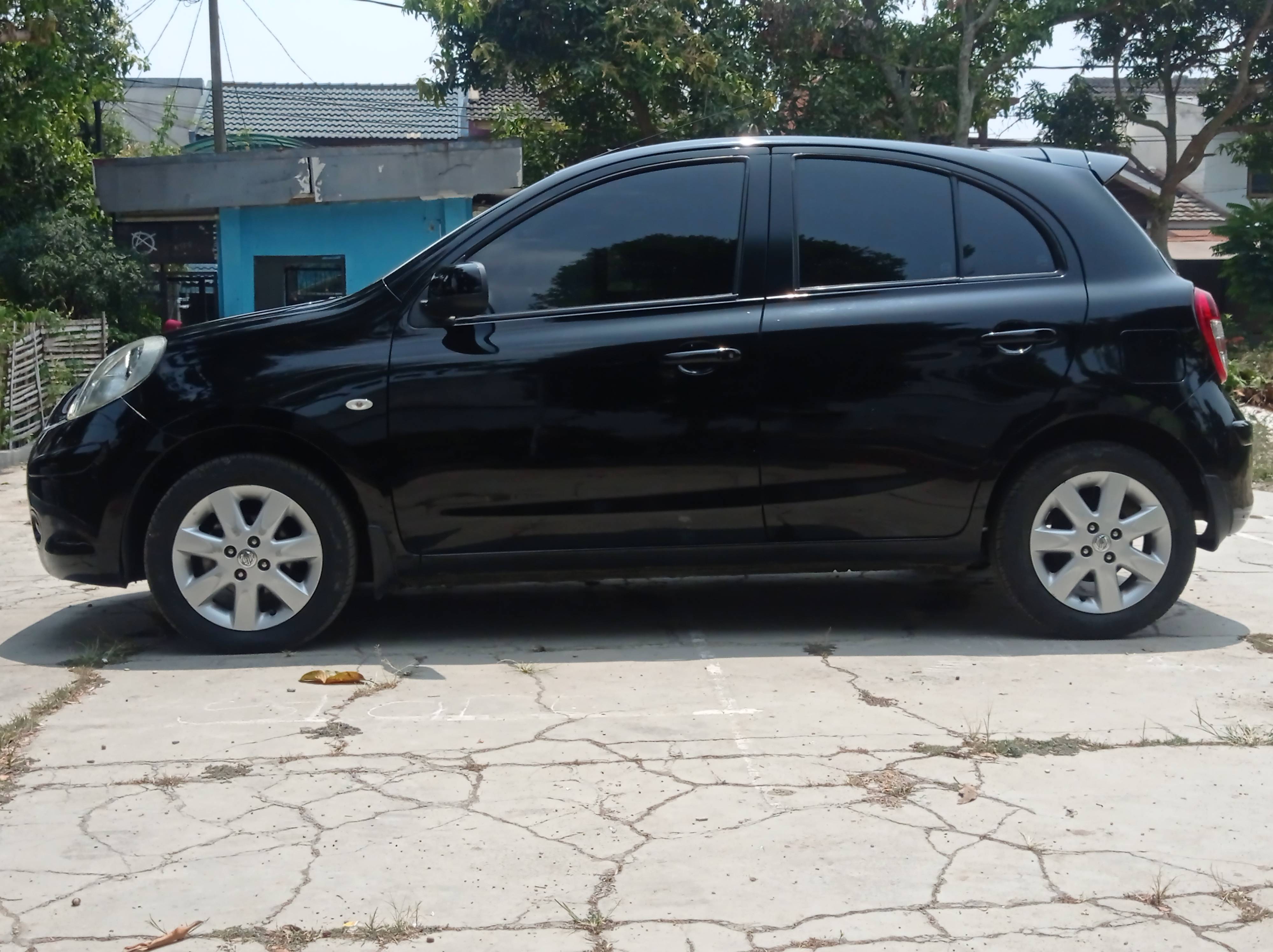 2013 Nissan March 2013 Nissan March