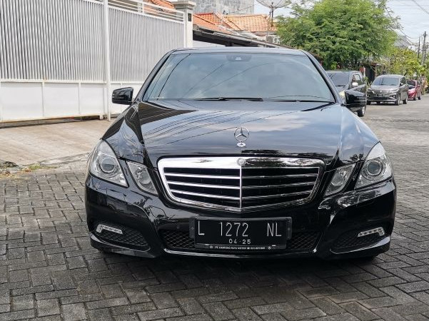 2010 Mercedes Benz E-Class 2010 Mercedes Benz E-Class