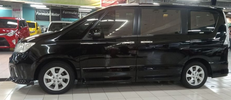 2014 Nissan Serena 2014 Nissan Serena