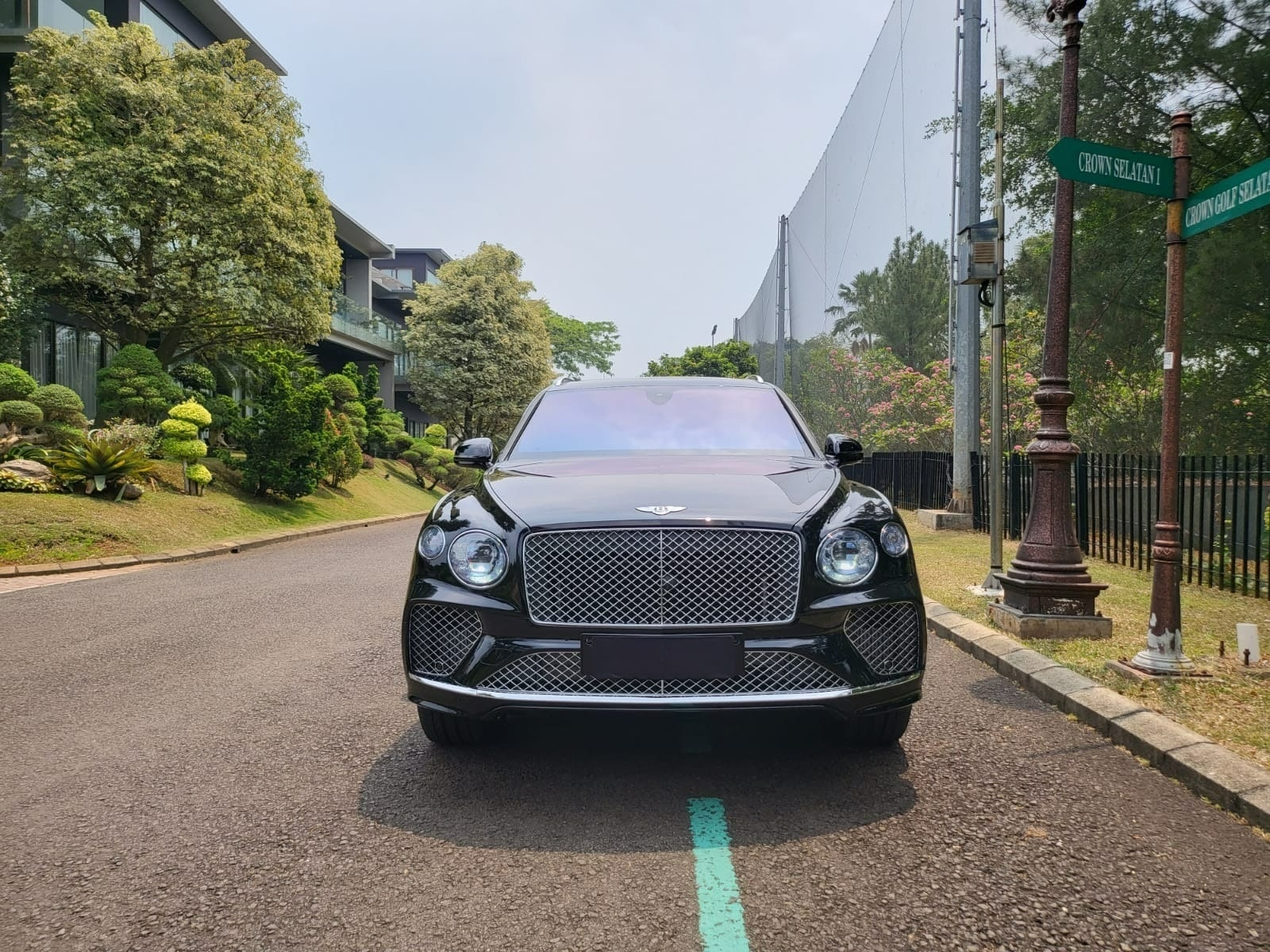 2023 Bentley Bentayga 4.0 L 2023 Bentley Bentayga 4.0 L