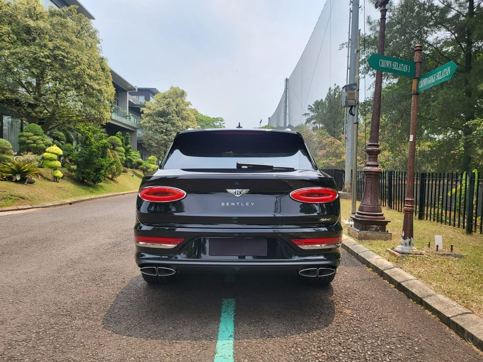 2023 Bentley Bentayga 4.0 L 2023 Bentley Bentayga 4.0 L