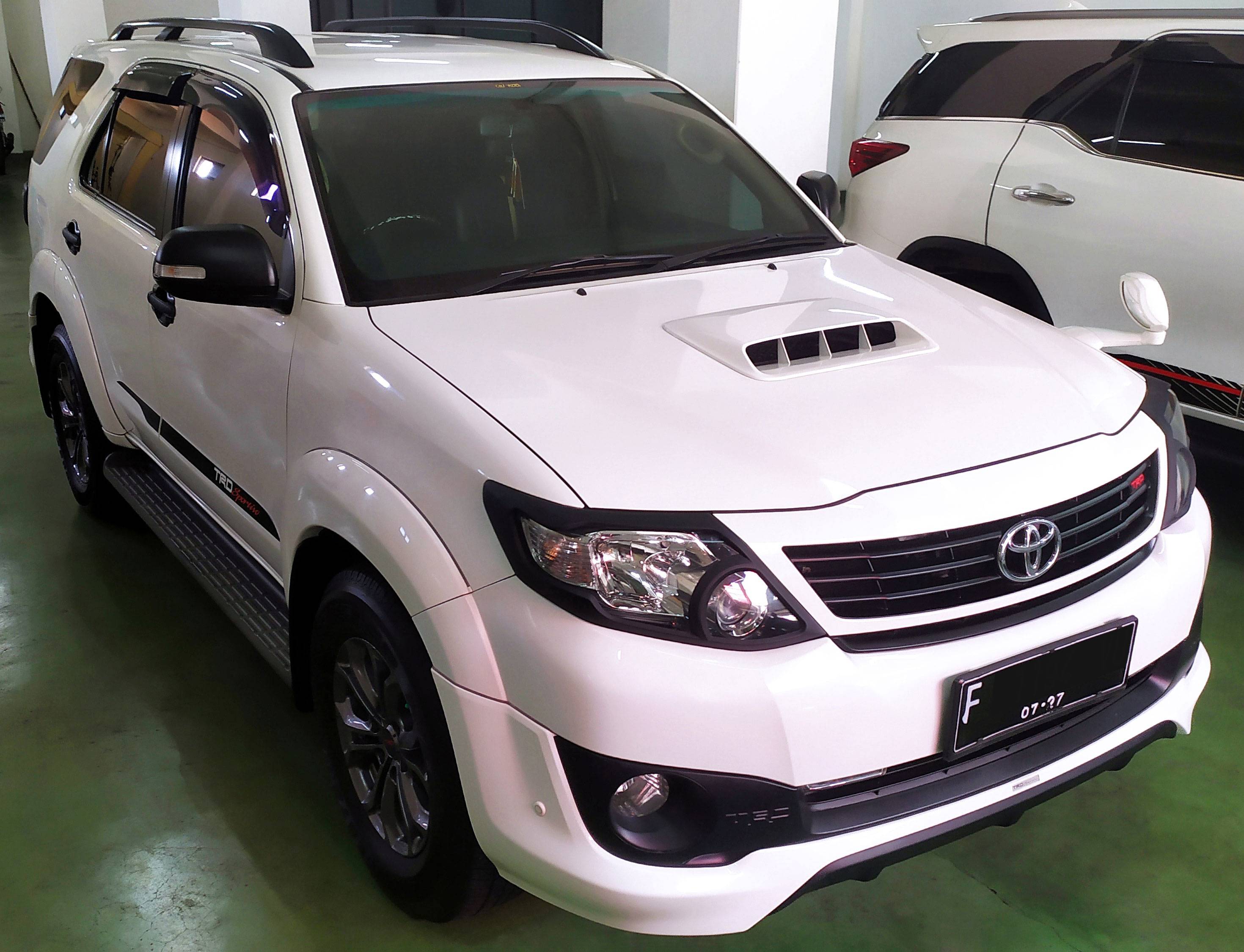 2015 Toyota Fortuner  2015 Toyota Fortuner
