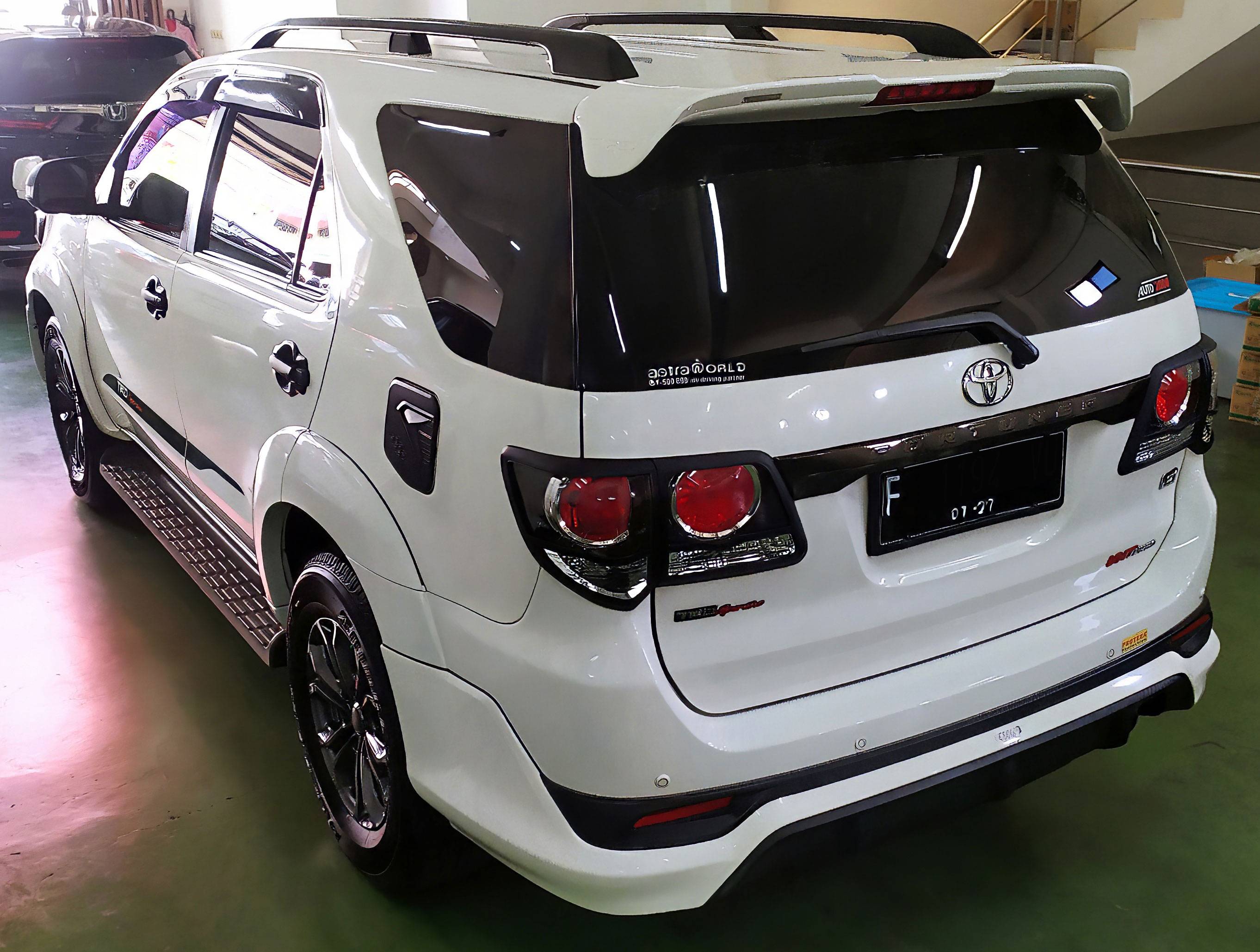 2015 Toyota Fortuner  2015 Toyota Fortuner