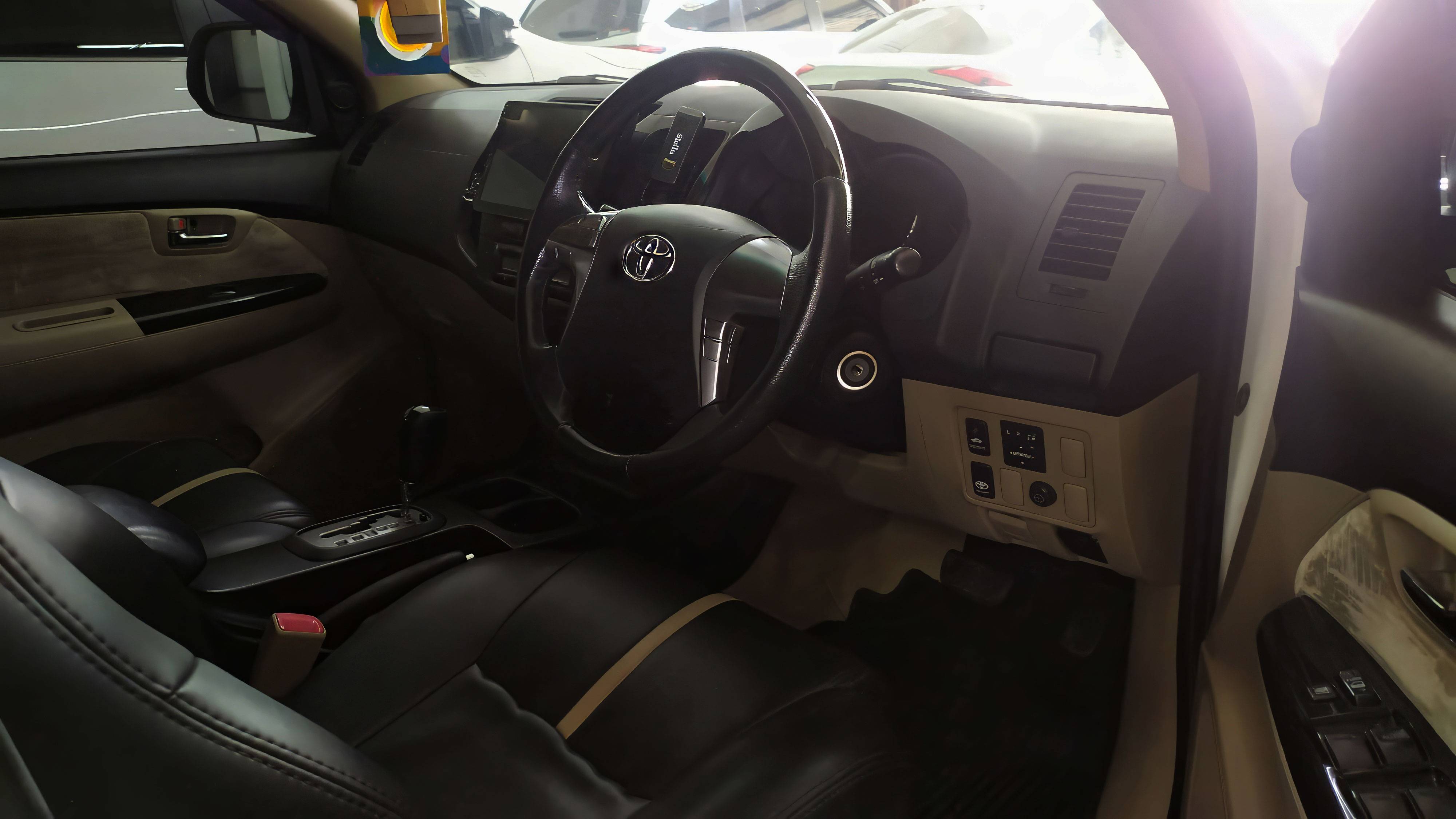 2015 Toyota Fortuner  2015 Toyota Fortuner