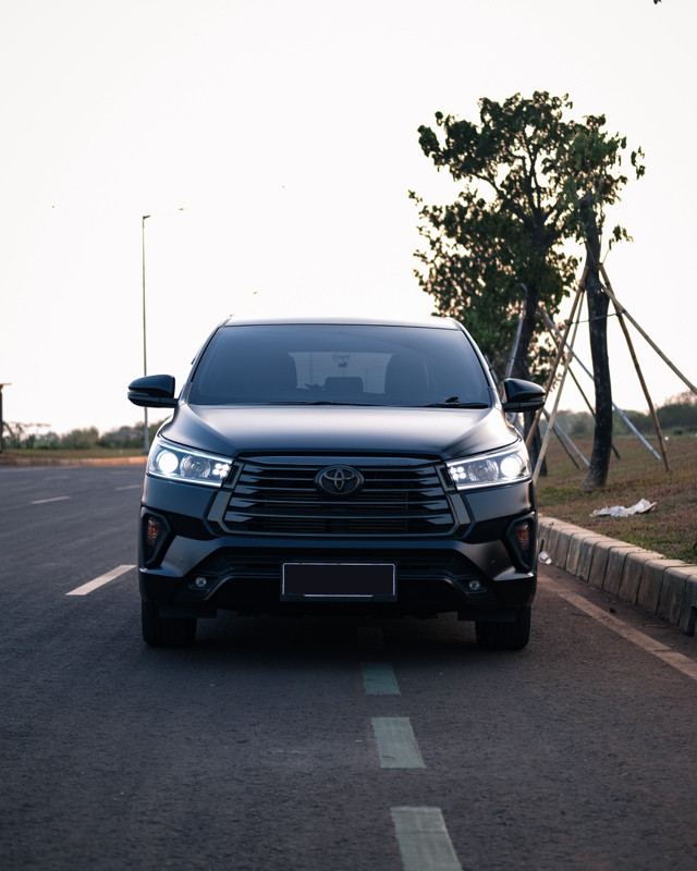 Second Hand 2021 Toyota Innova Second Hand 2021 Toyota Innova
