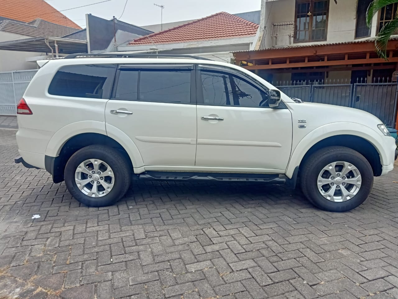 2014 Mitsubishi Pajero Sport 2014 Mitsubishi Pajero Sport