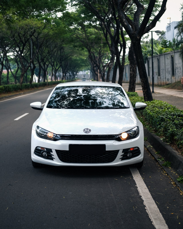 Second Hand 2013 Volkswagen Scirocco  Second Hand 2013 Volkswagen Scirocco