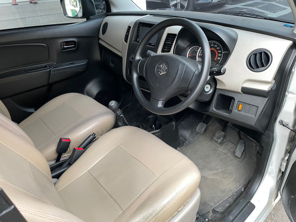 2014 Suzuki Karimun Wagon R 2014 Suzuki Karimun Wagon R