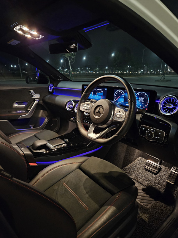 2021 Mercedes Benz AMG A35 2021 Mercedes Benz AMG A35