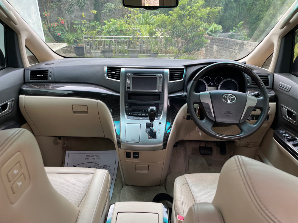 2014 Toyota Alphard 2014 Toyota Alphard