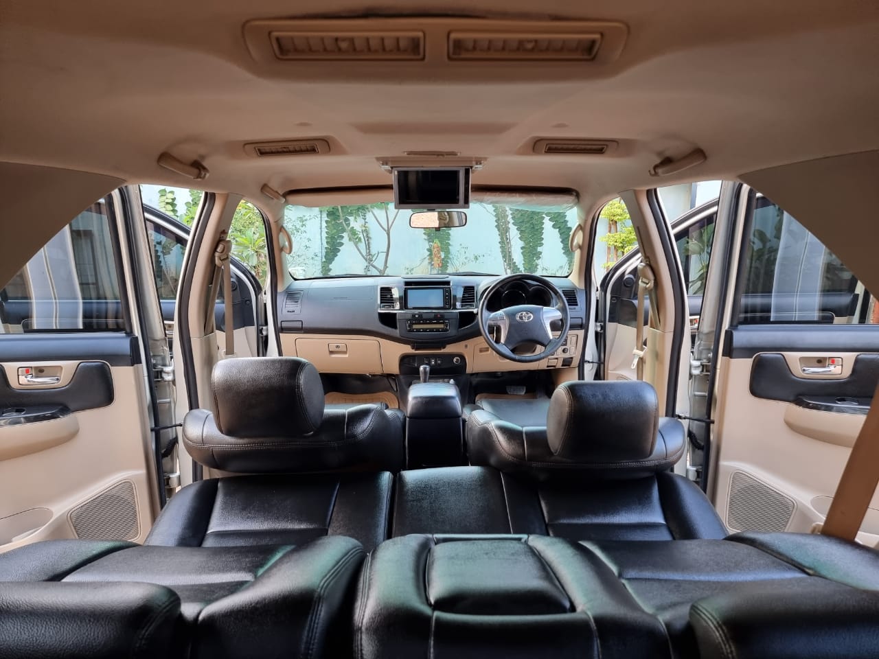 2014 Toyota Fortuner  2014 Toyota Fortuner