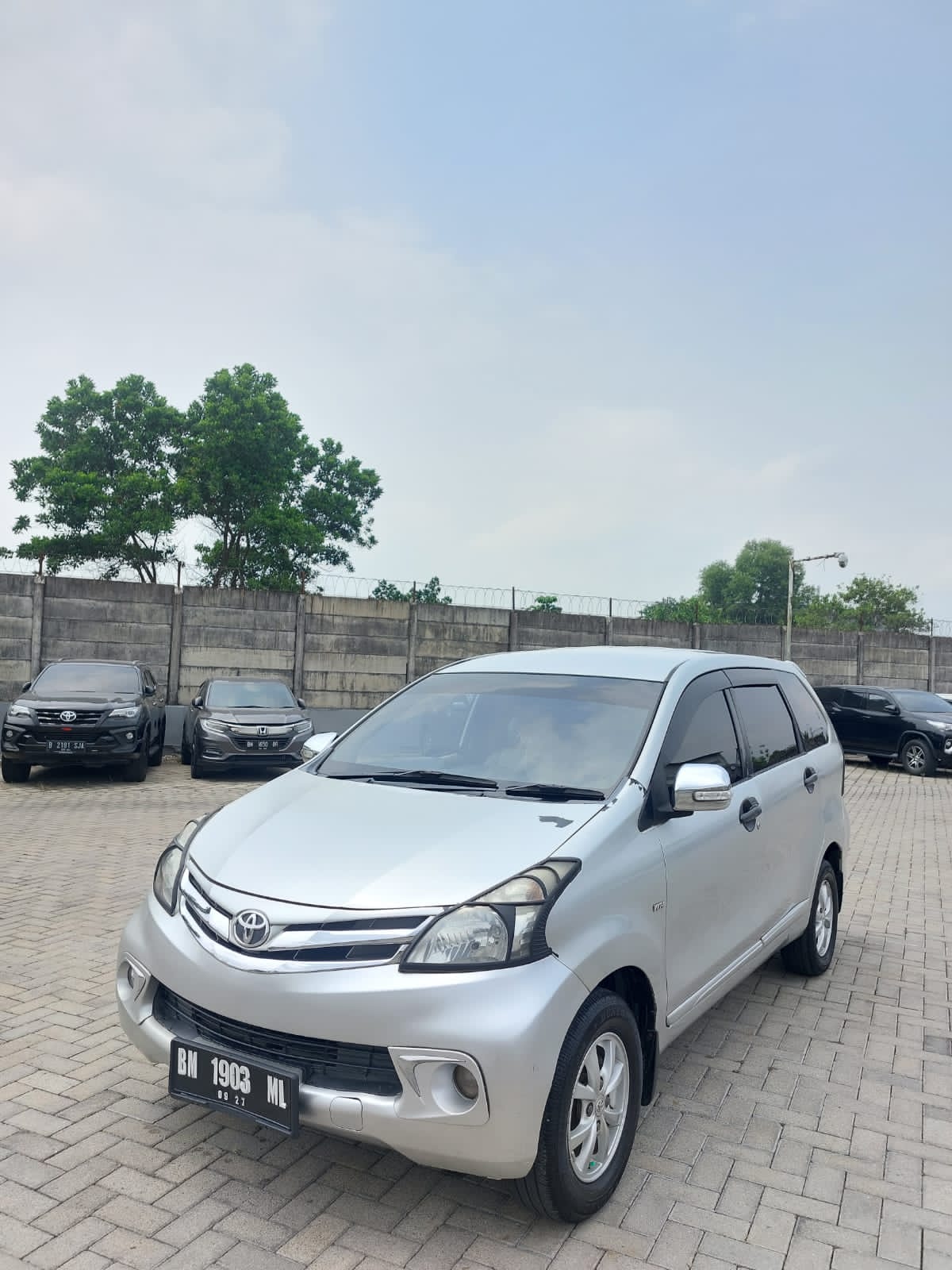 2012 Toyota Avanza Veloz 2012 Toyota Avanza Veloz